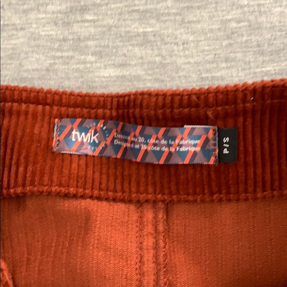 Jumper - Picture 4 of 4